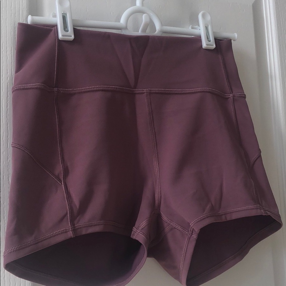 Discontinued LULULEMON IN MOVEMENT Short